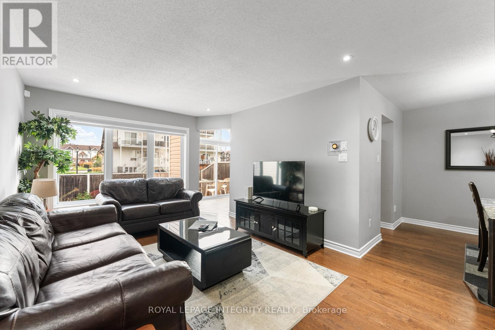 410 Goldenbrook Way, Ottawa, Ontario  K4A 0J7 - Photo 6 - X12600596