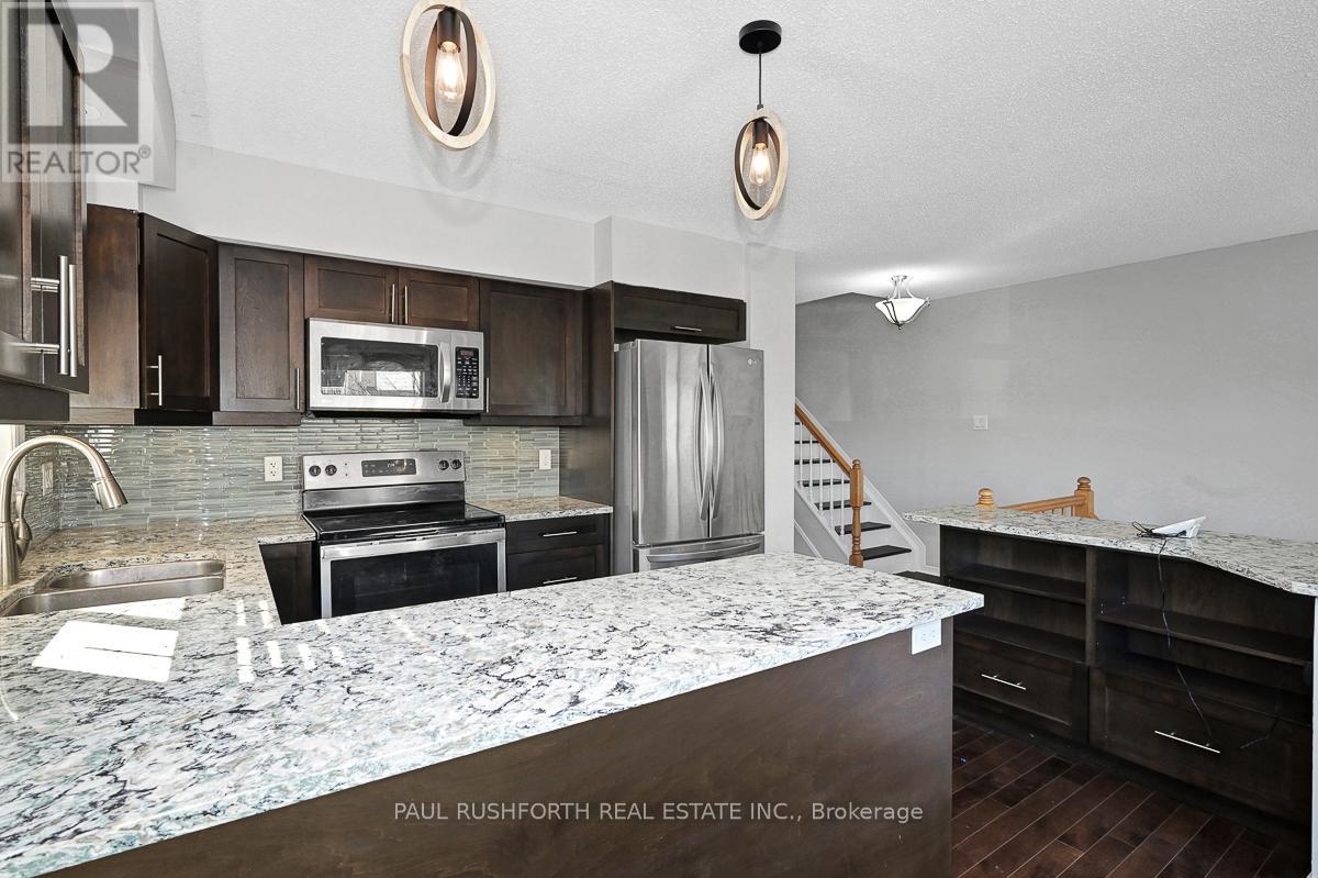 216 Forward Avenue, Ottawa, Ontario  K1Y 1L2 - Photo 10 - X12600614