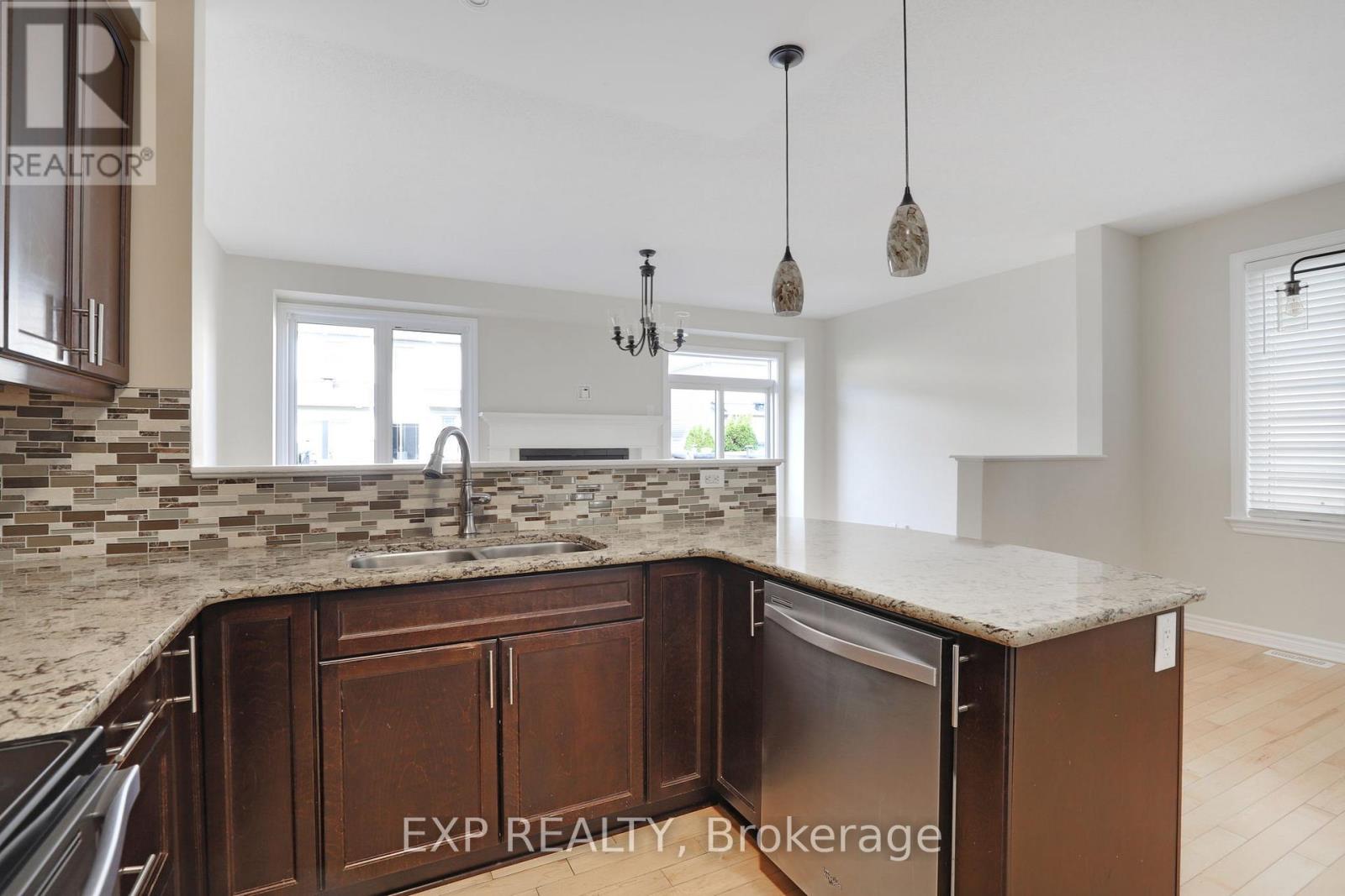 618 Moorpark Avenue, Ottawa, Ontario  K2M 0B6 - Photo 11 - X12600660