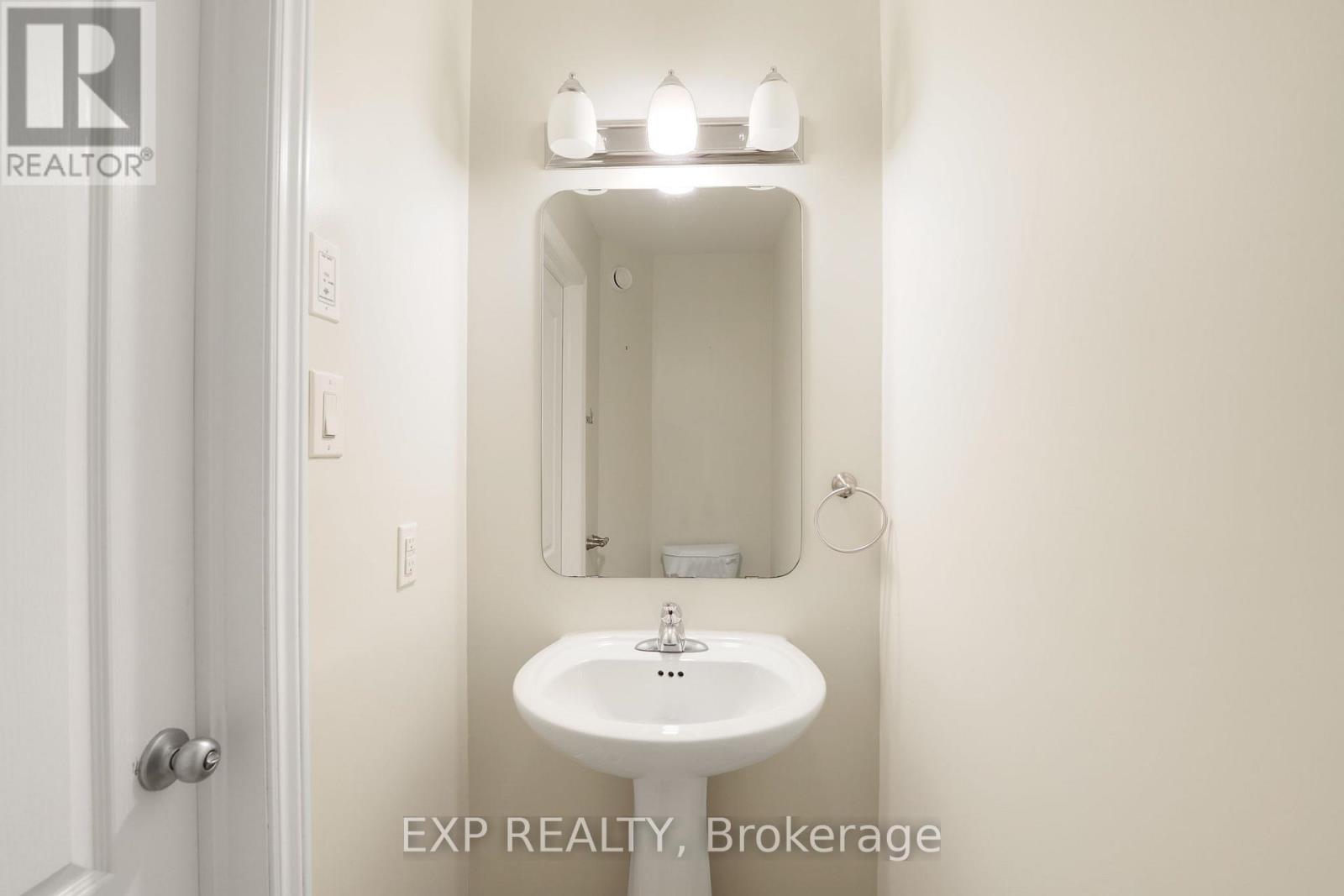 618 Moorpark Avenue, Ottawa, Ontario  K2M 0B6 - Photo 22 - X12600660