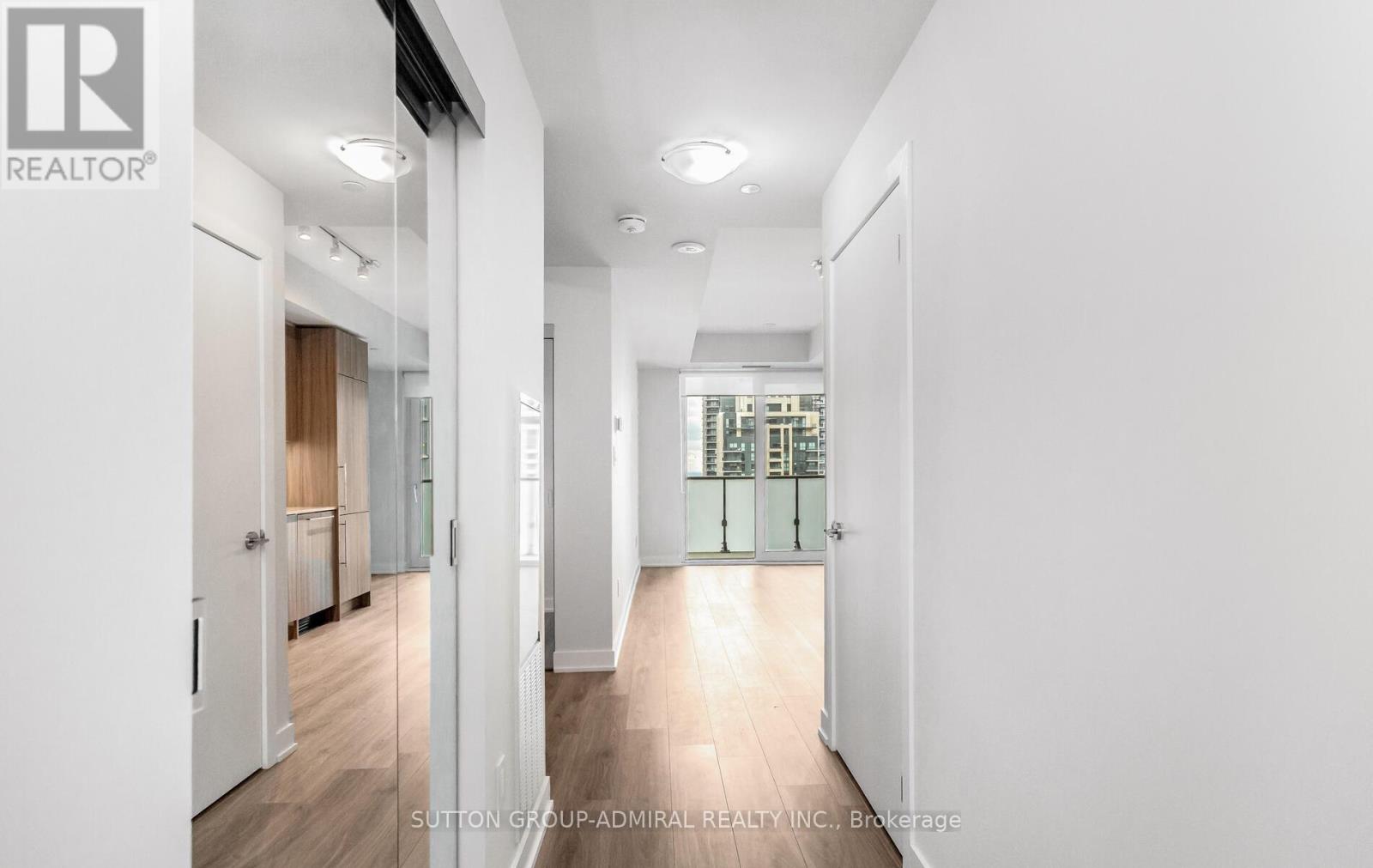 1808 - 4130 Parkside Village Drive, Mississauga, Ontario L5B 3M8 - Photo 12 - W12492684