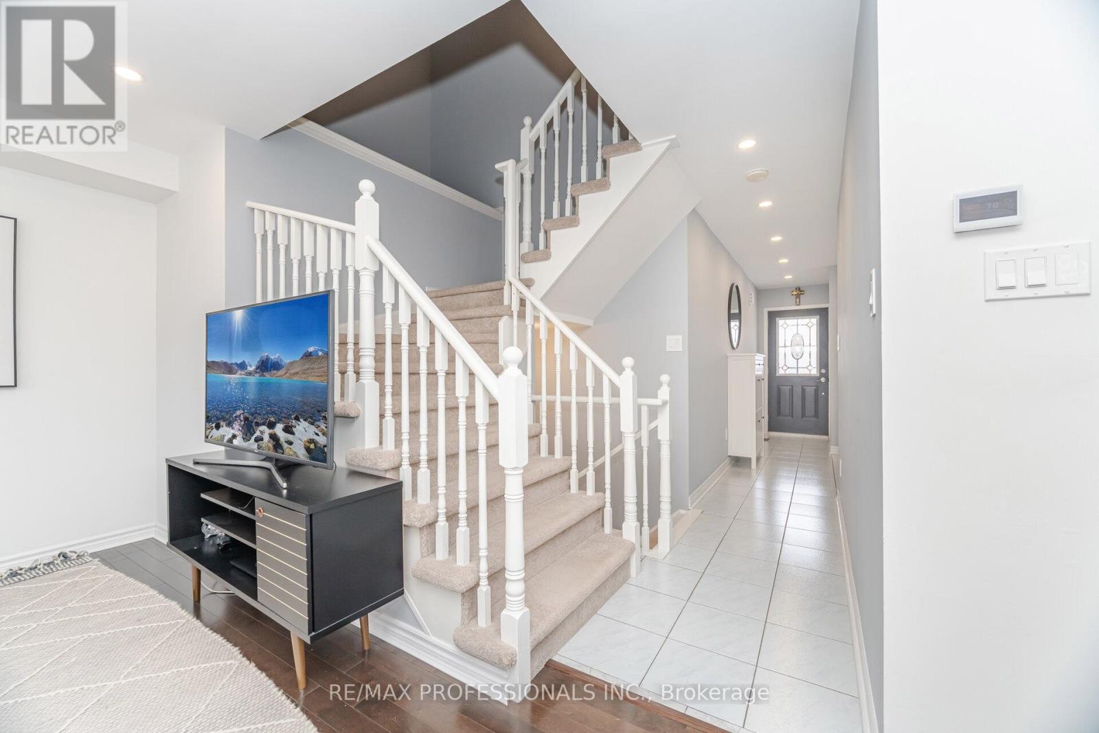 2 Dawson Crescent, Milton, Ontario  L9T 5H8 - Photo 19 - W12595384