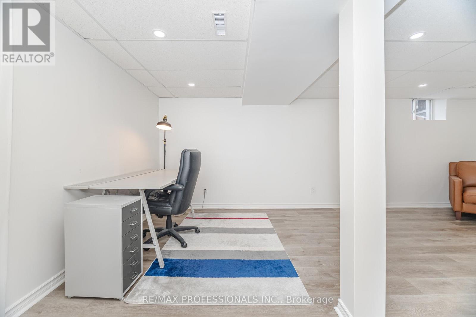 2 Dawson Crescent, Milton, Ontario  L9T 5H8 - Photo 38 - W12595384