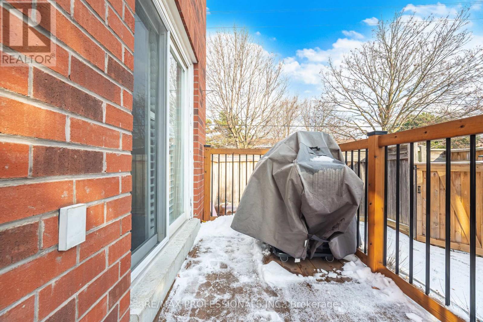 2 Dawson Crescent, Milton, Ontario  L9T 5H8 - Photo 43 - W12595384