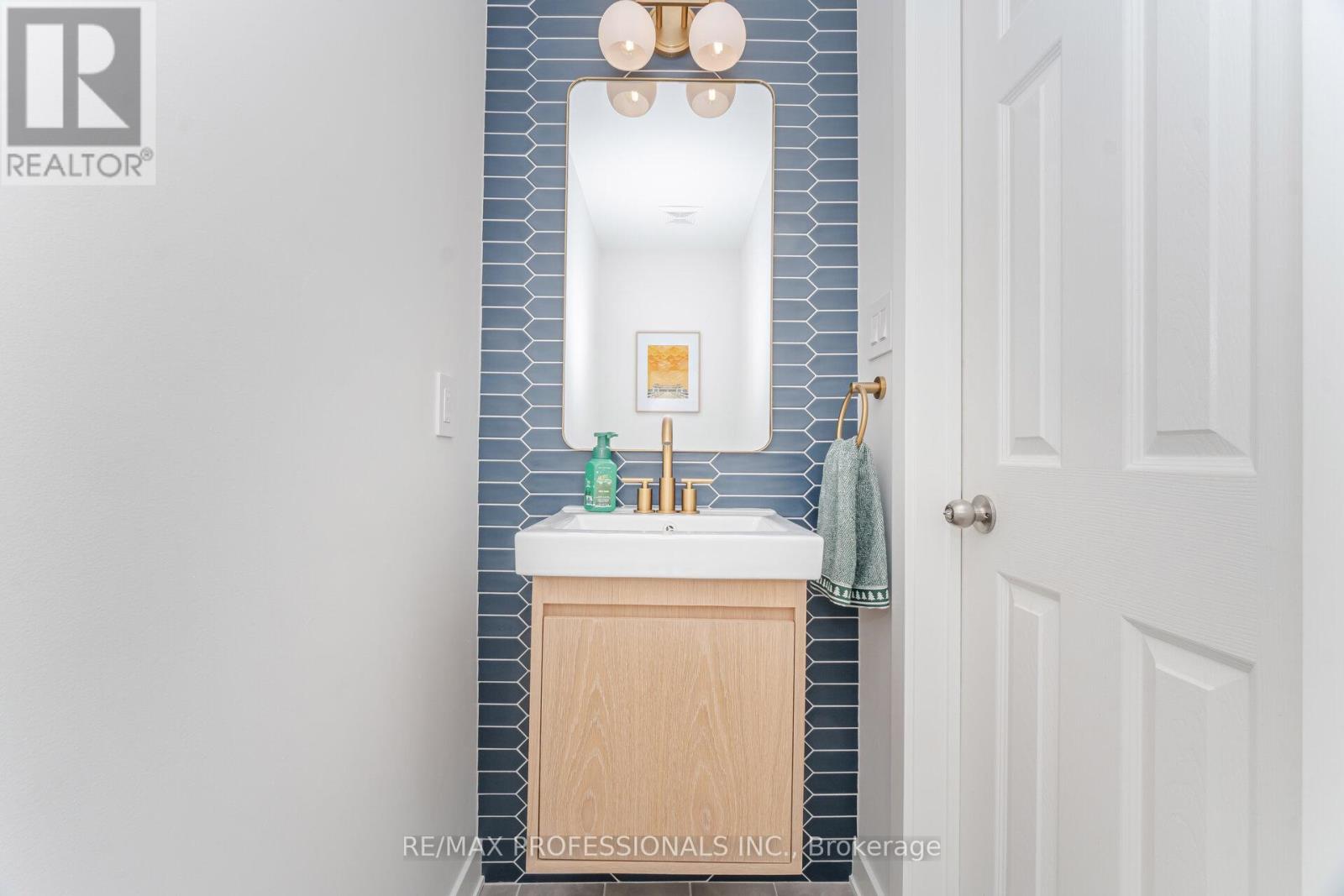 2 Dawson Crescent, Milton, Ontario  L9T 5H8 - Photo 18 - W12595384