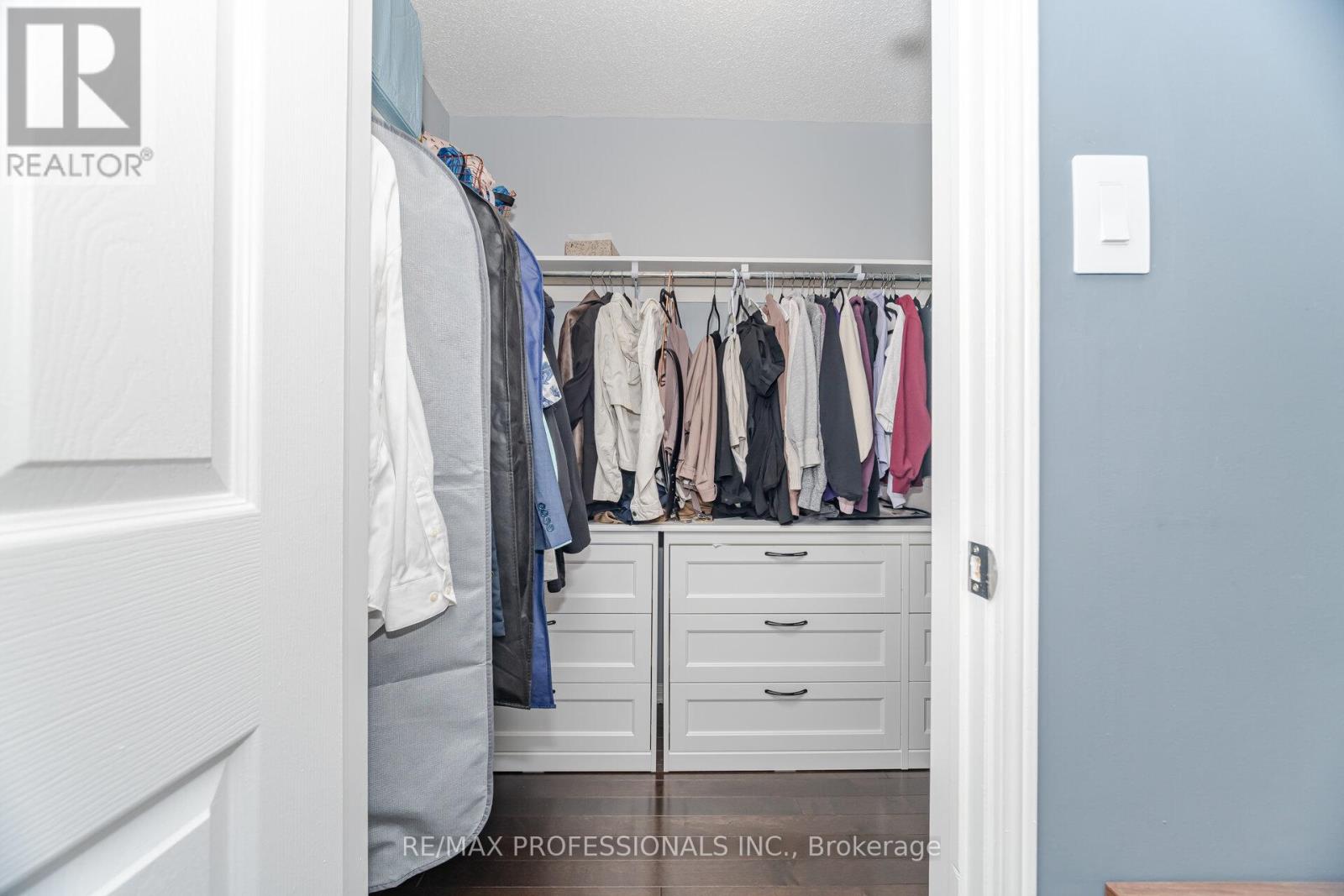 2 Dawson Crescent, Milton, Ontario  L9T 5H8 - Photo 25 - W12595384