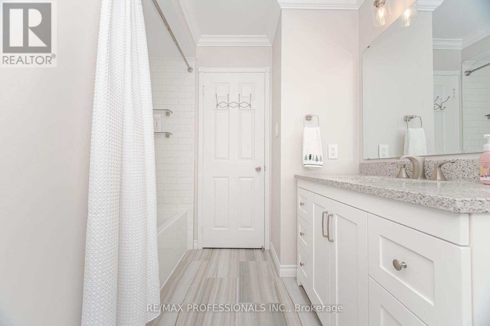 2 Dawson Crescent, Milton, Ontario  L9T 5H8 - Photo 31 - W12595384