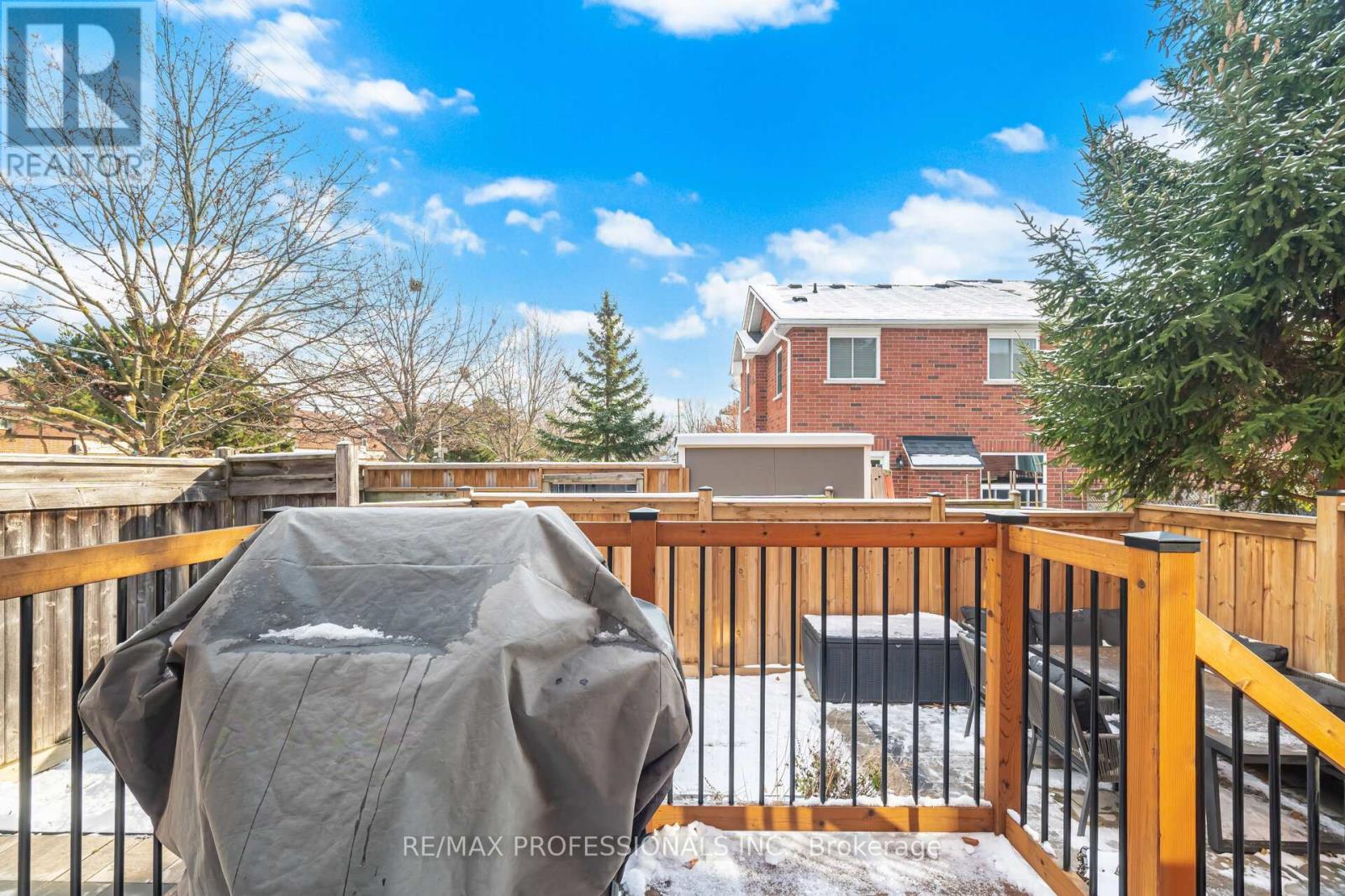 2 Dawson Crescent, Milton, Ontario  L9T 5H8 - Photo 42 - W12595384