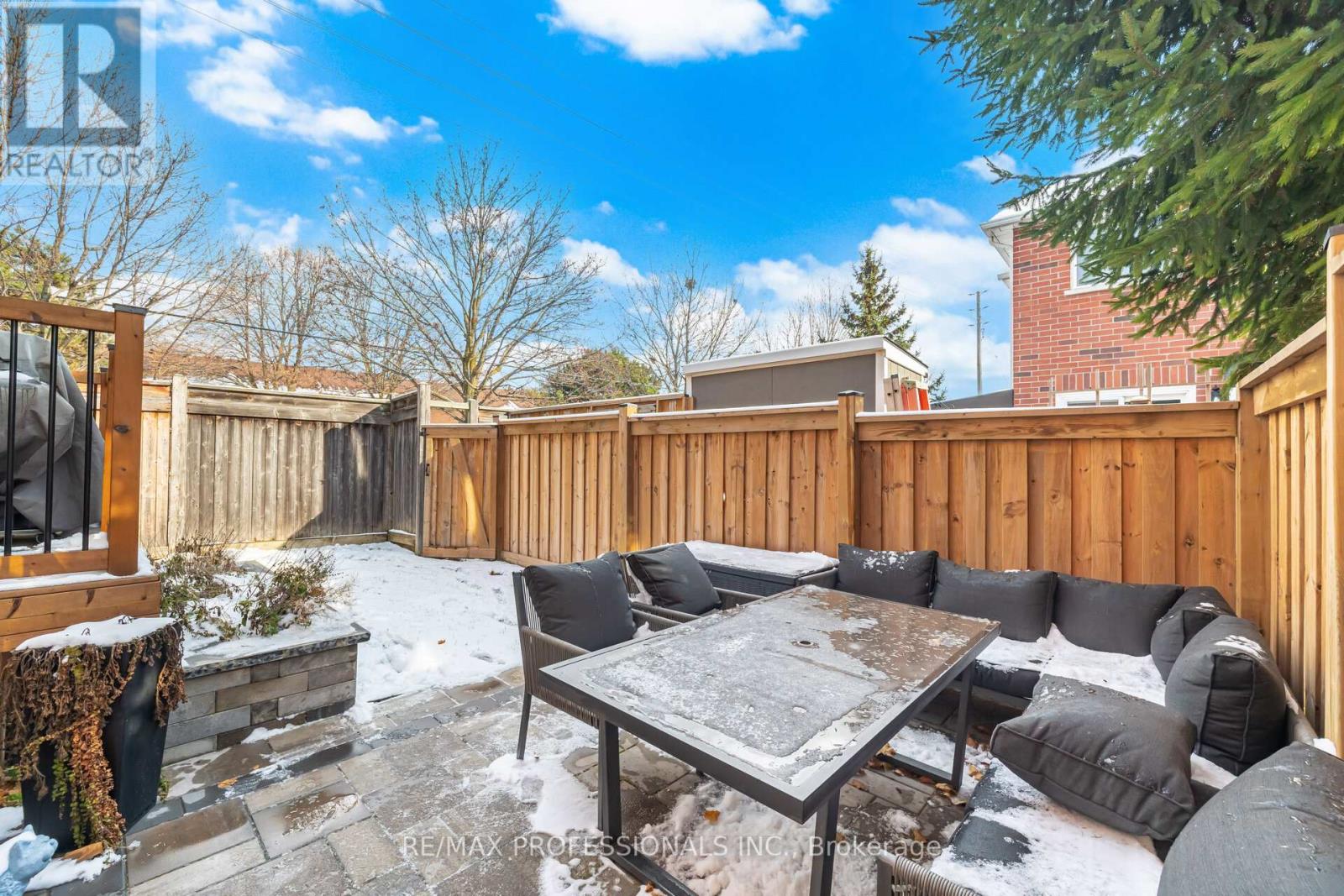 2 Dawson Crescent, Milton, Ontario  L9T 5H8 - Photo 46 - W12595384