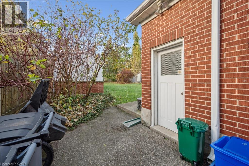 92 Borden Avenue N, Kitchener, Ontario  N2H 3J4 - Photo 10 - 40790361