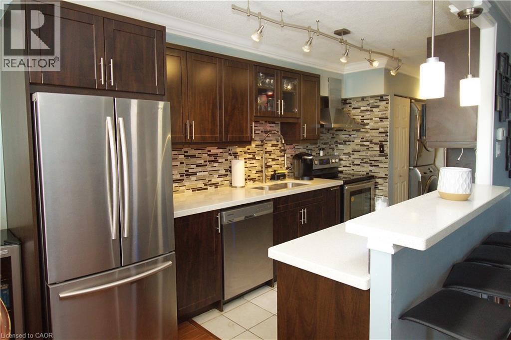 90 Ling Road Unit# 904, Scarborough, Ontario  M1E 4Y3 - Photo 9 - 40750786