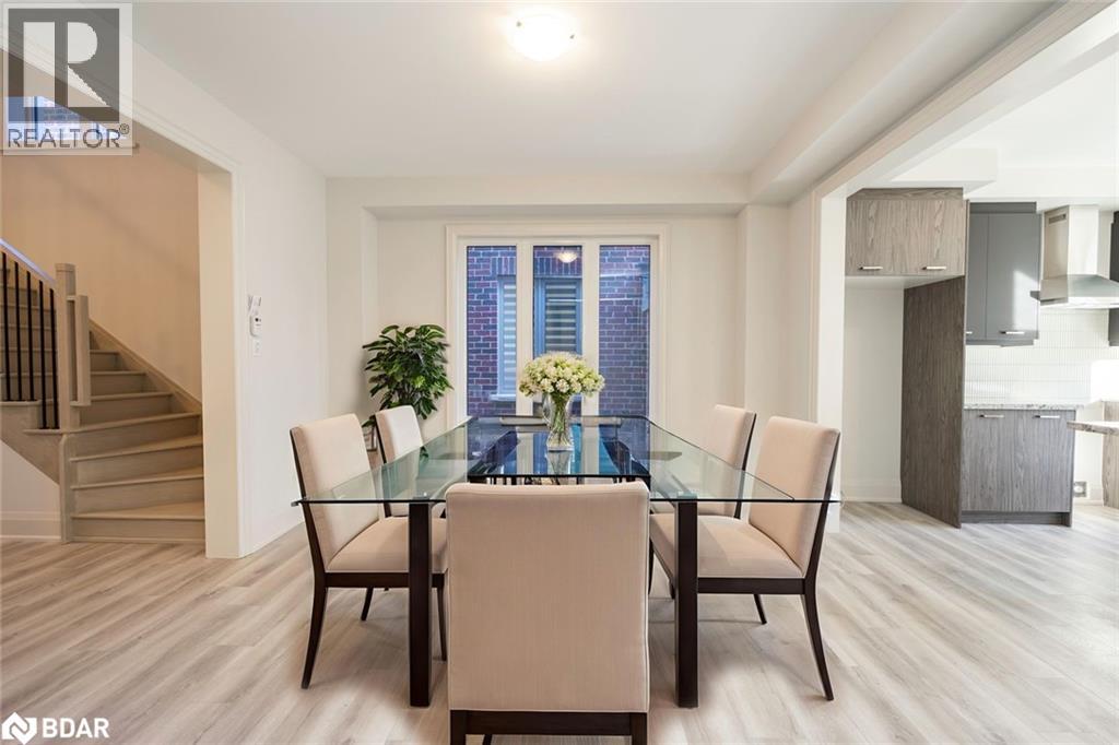 176 Durham Avenue, Barrie, Ontario  L9J 0Z4 - Photo 4 - 40783826