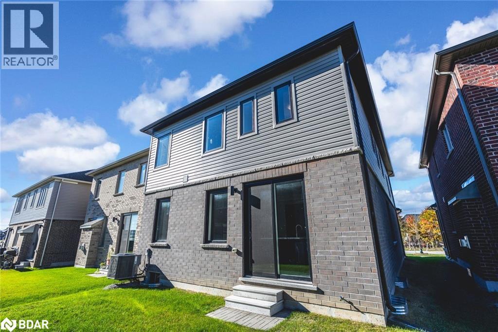 176 Durham Avenue, Barrie, Ontario  L9J 0Z4 - Photo 15 - 40783826