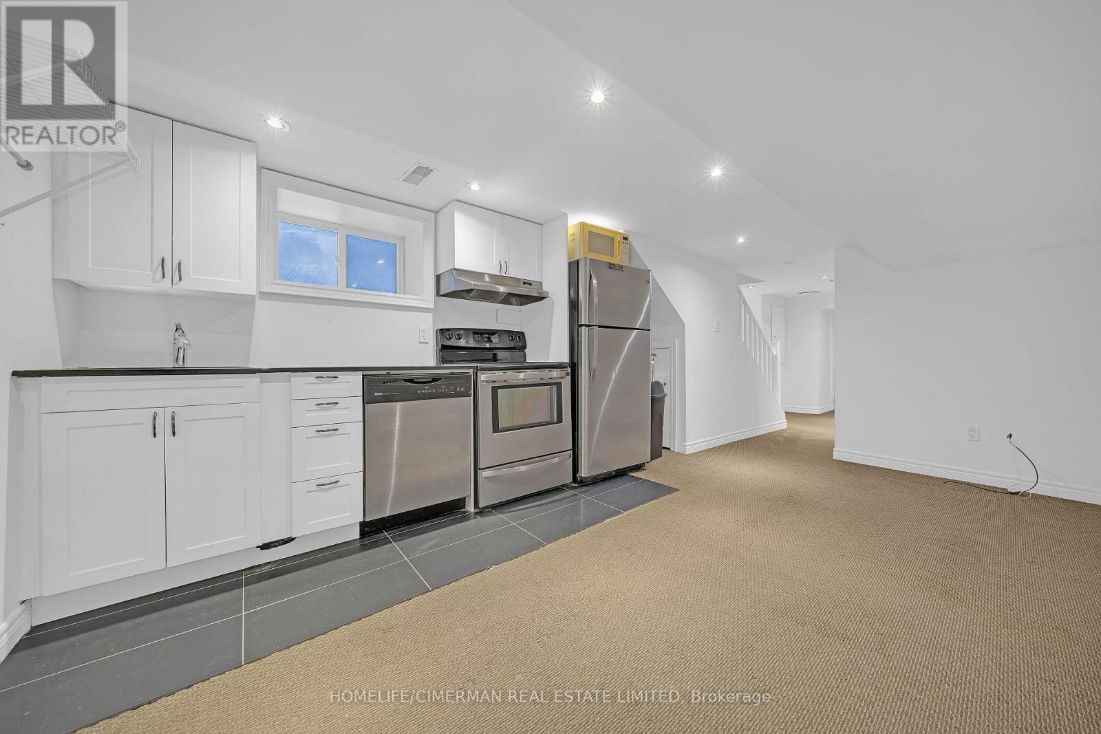 BASEMENT - 660 CRAWFORD STREET, Toronto, Ontario