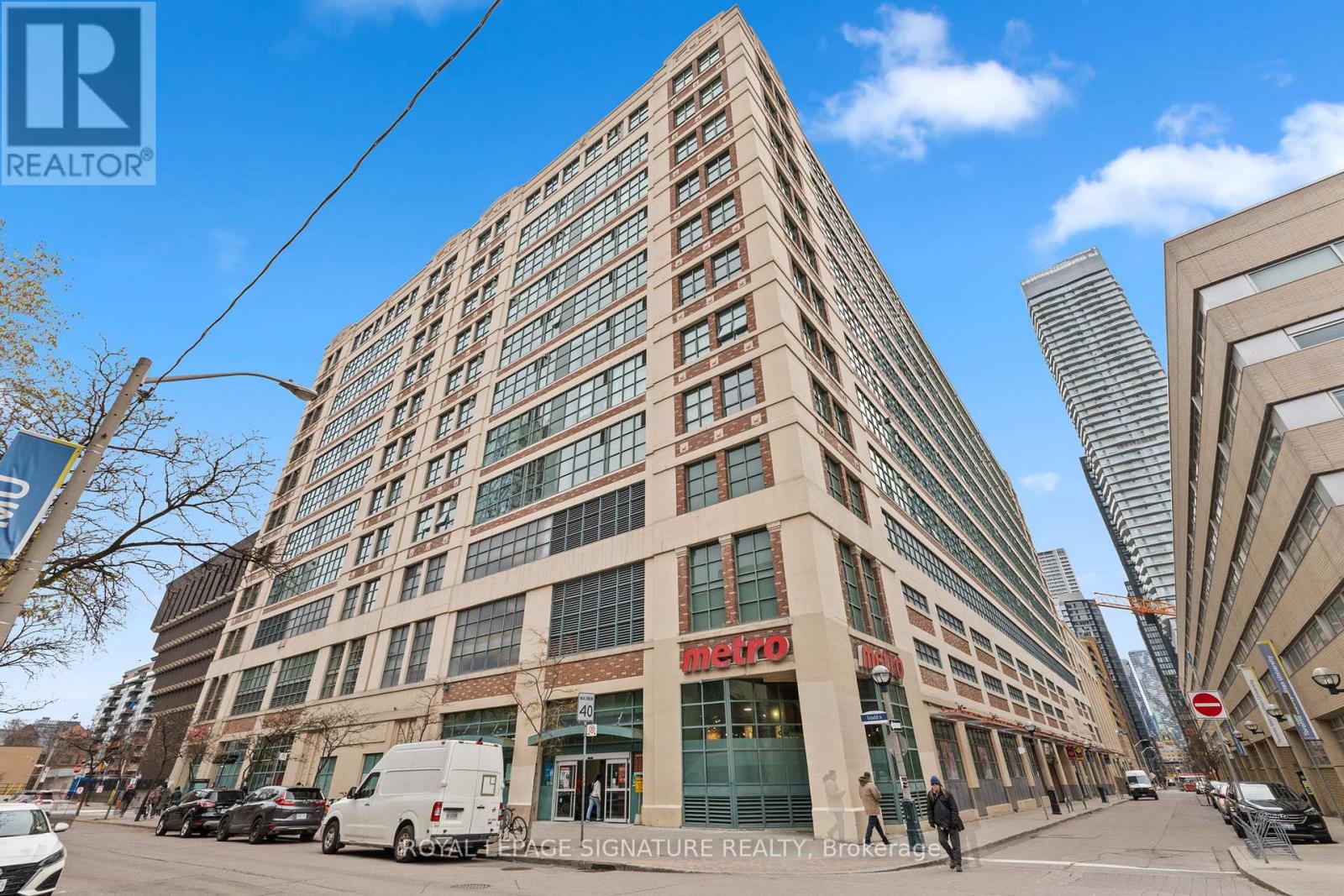 404 - 135 DALHOUSIE STREET, Toronto, Ontario
