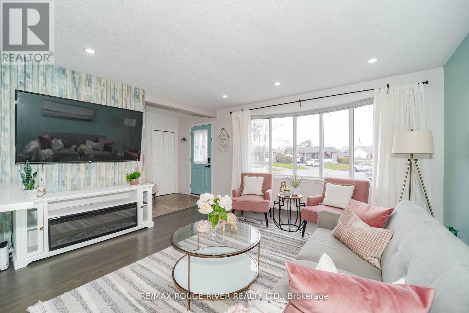 1277 Trellis Court, Pickering, Ontario  L1W 1J2 - Photo 3 - E12600512