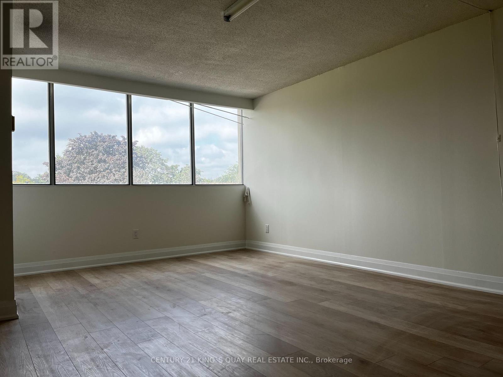 409 - 40 Bay Mills Boulevard, Toronto (Tam O'shanter-Sullivan), Ontario  M1T 3P5 - Photo 7 - E12600524