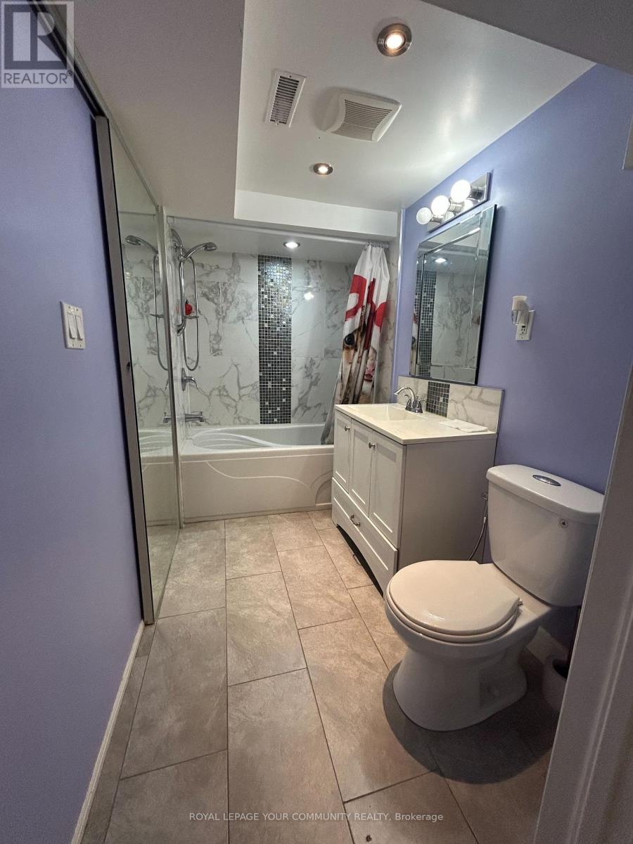 131 - 215 Mississauga Valley, Mississauga, Ontario  L5A 1Y7 - Photo 27 - W12530524