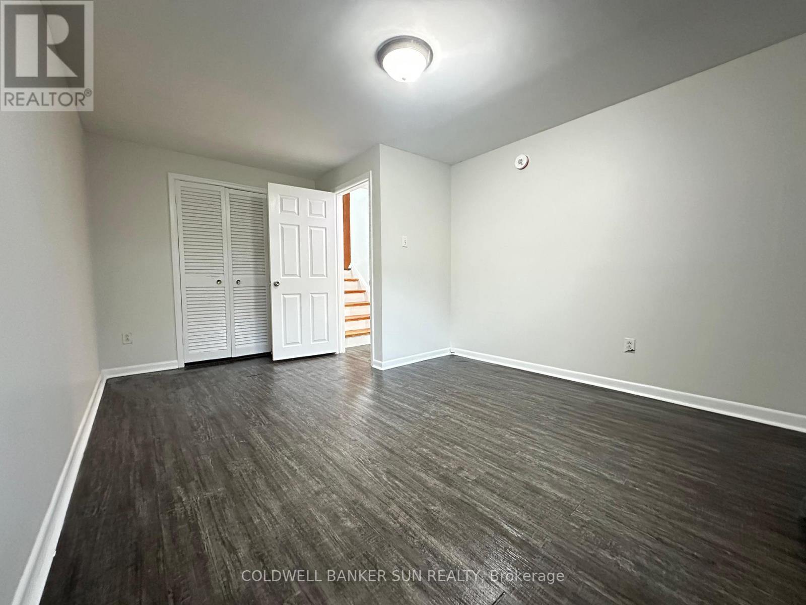 59 Flowertown Avenue, Brampton (Northwood Park), Ontario  L6X 2K8 - Photo 11 - W12583022