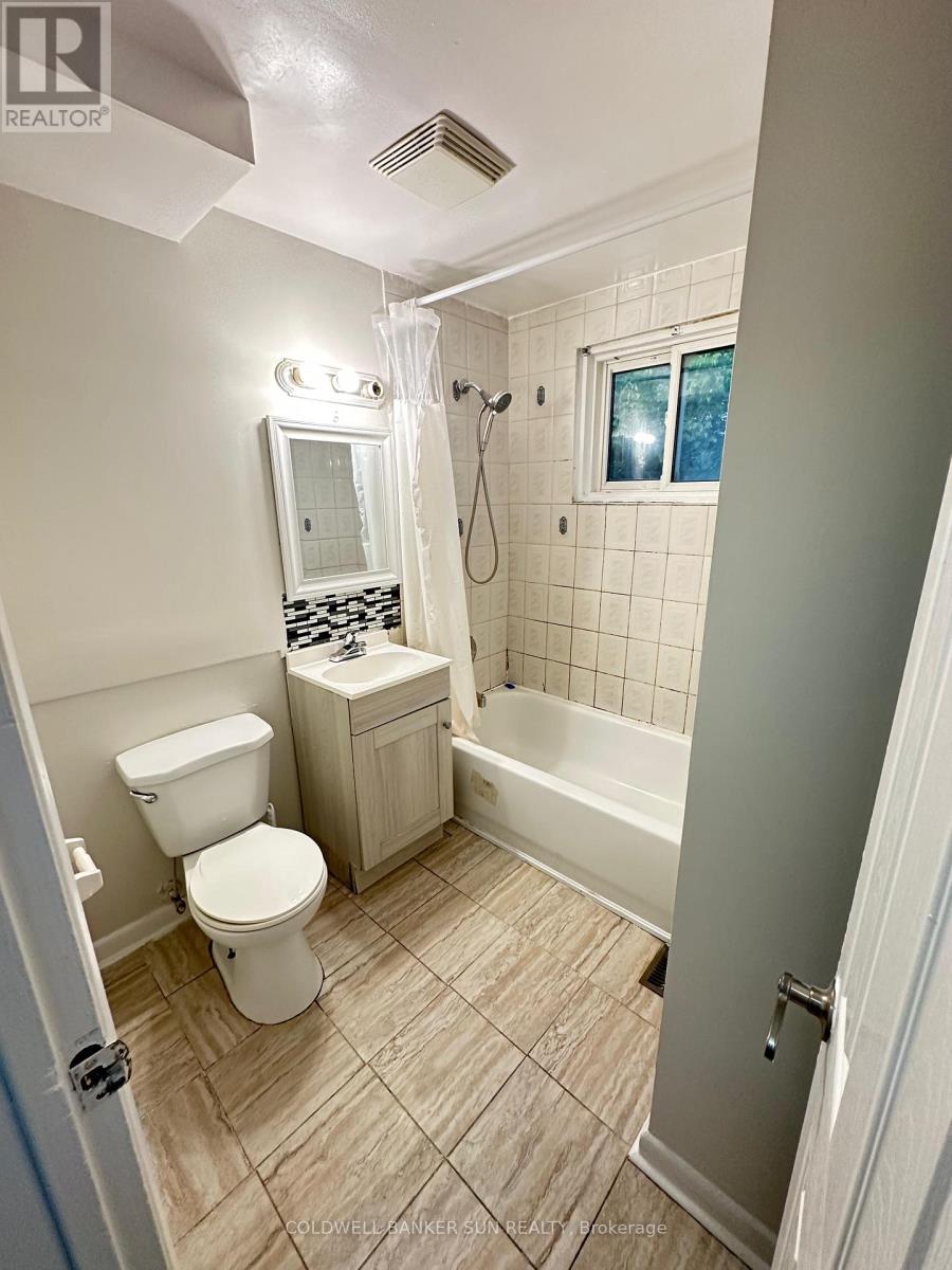 59 Flowertown Avenue, Brampton (Northwood Park), Ontario  L6X 2K8 - Photo 20 - W12583022