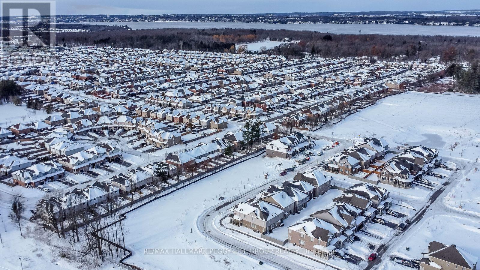176 Durham Avenue, Barrie, Ontario  L9J 0Z4 - Photo 17 - S12495438