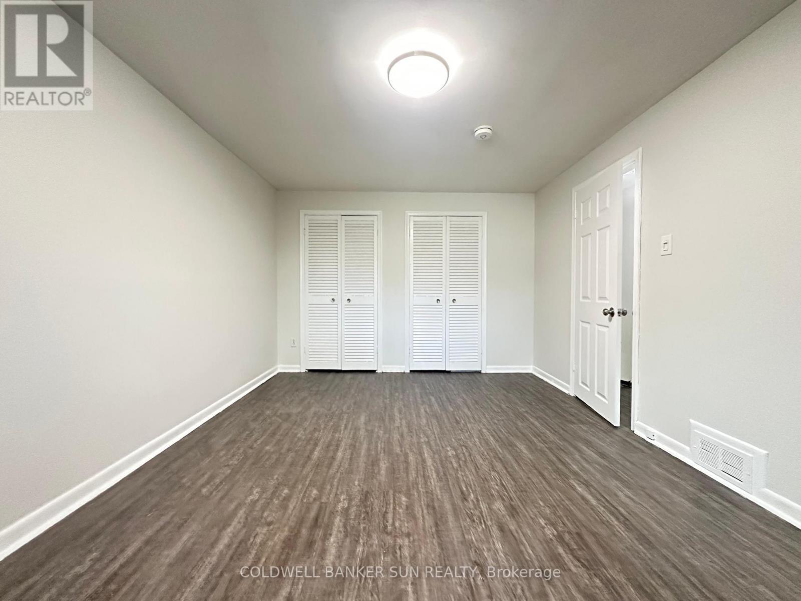 59 Flowertown Avenue, Brampton (Northwood Park), Ontario  L6X 2K8 - Photo 12 - W12583022