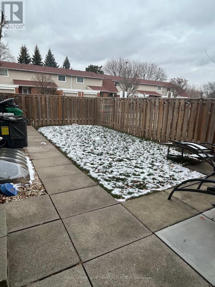 131 - 215 Mississauga Valley, Mississauga, Ontario  L5A 1Y7 - Photo 29 - W12530524