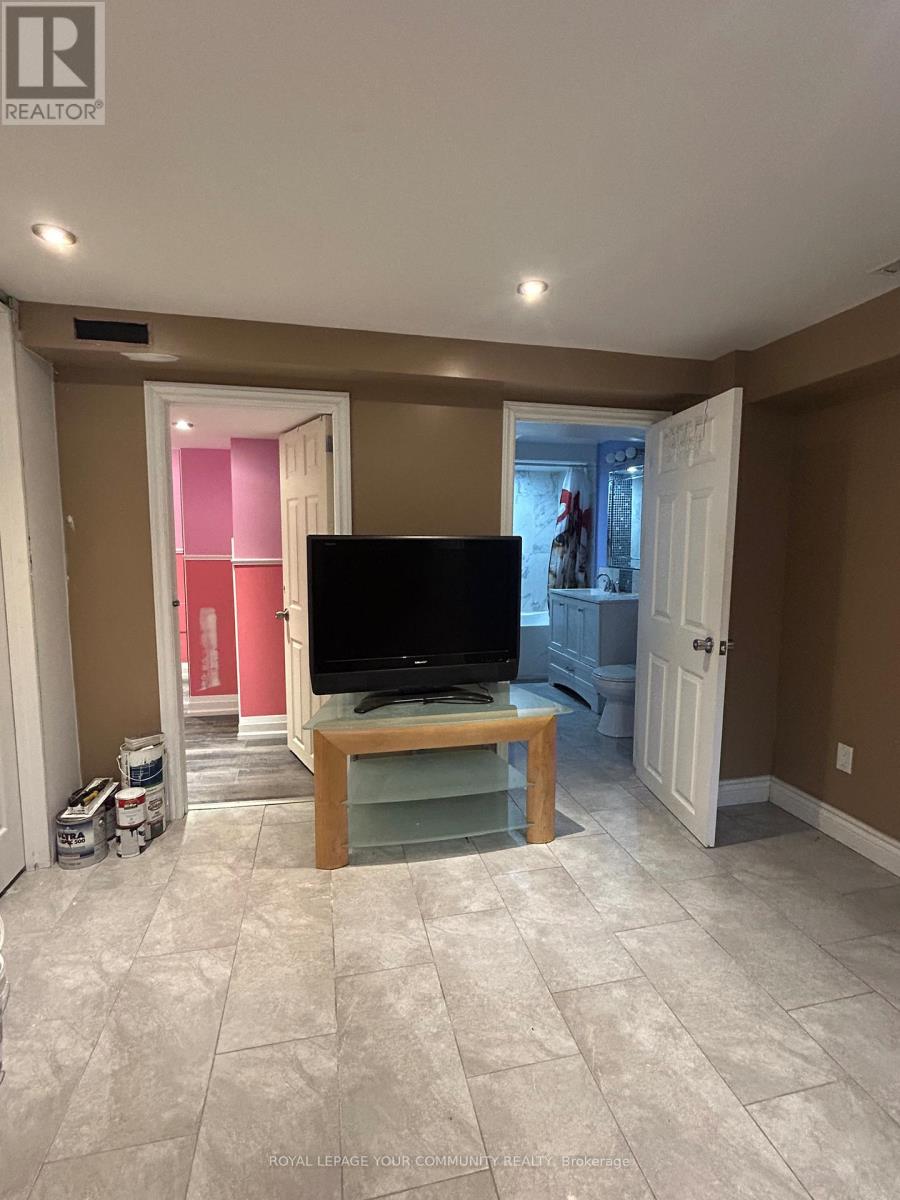 131 - 215 Mississauga Valley, Mississauga, Ontario  L5A 1Y7 - Photo 25 - W12530524