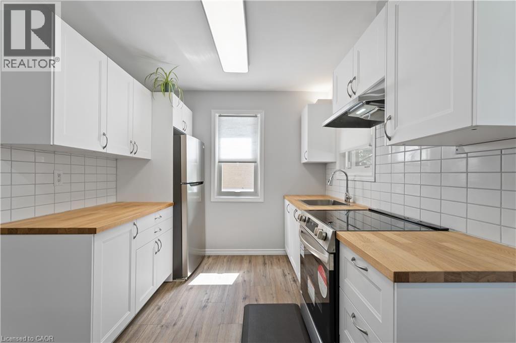 197 East 12th Street, Hamilton, Ontario  L9A 3X5 - Photo 10 - 40791579