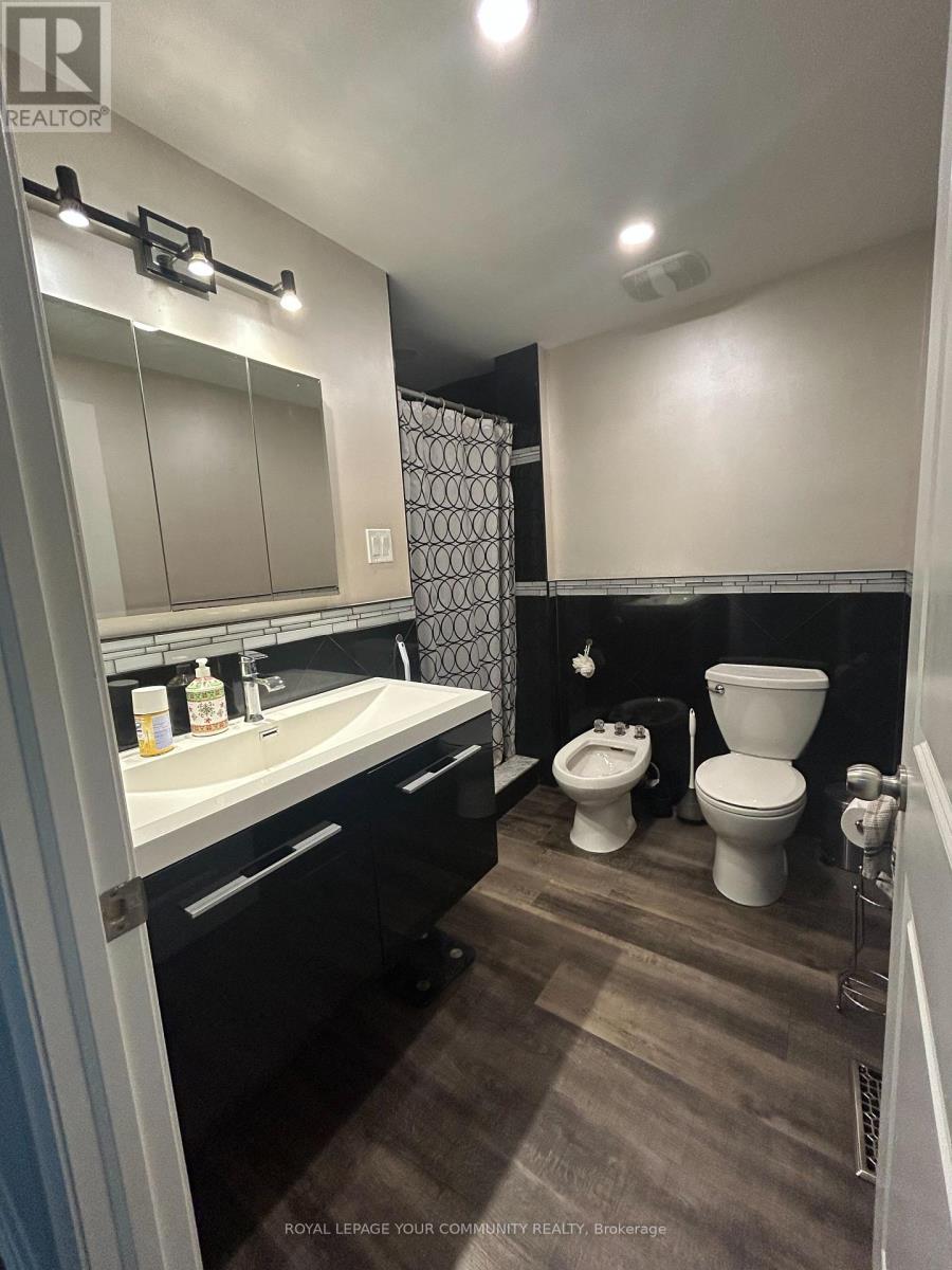 131 - 215 Mississauga Valley, Mississauga, Ontario  L5A 1Y7 - Photo 20 - W12530524