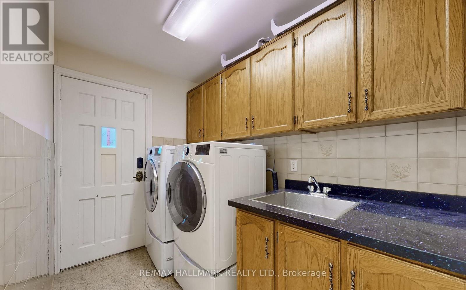 28a Westwood Lane, Richmond Hill, Ontario  L4C 6X9 - Photo 22 - N12600598