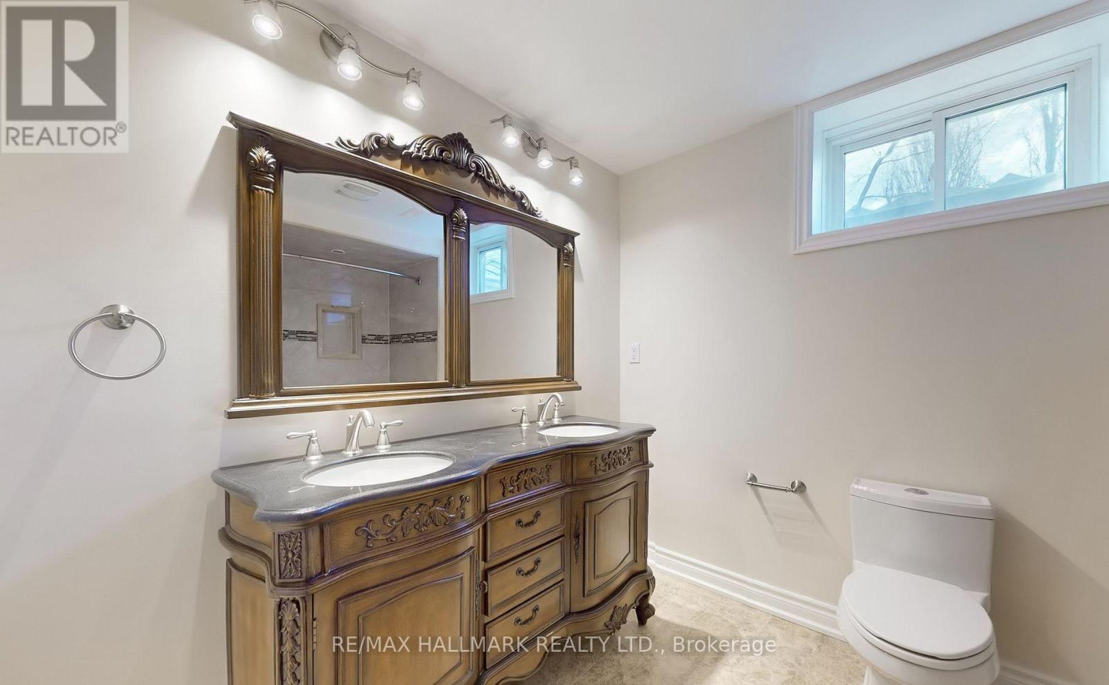 28a Westwood Lane, Richmond Hill, Ontario  L4C 6X9 - Photo 46 - N12600598