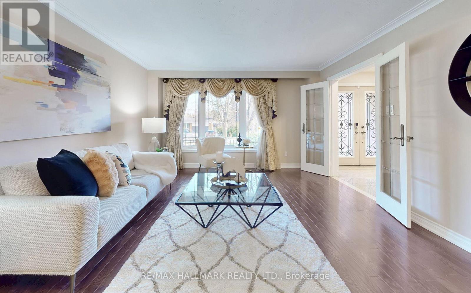 28a Westwood Lane, Richmond Hill, Ontario  L4C 6X9 - Photo 5 - N12600598