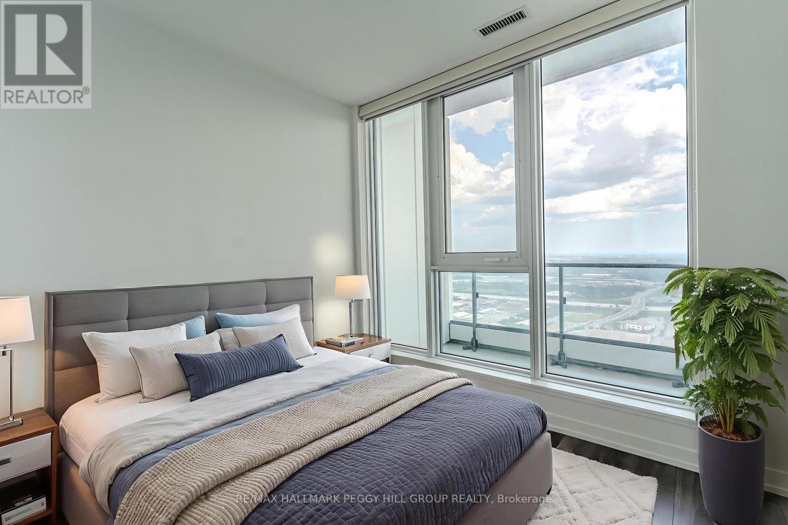 Ph05 - 5 Buttermill Avenue, Vaughan, Ontario  L4K 0J5 - Photo 6 - N12600626