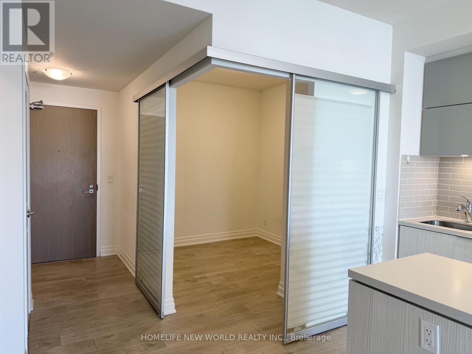 803b - 8 Rouge Valley Drive W, Markham, Ontario  L6G 0G8 - Photo 3 - N12600648