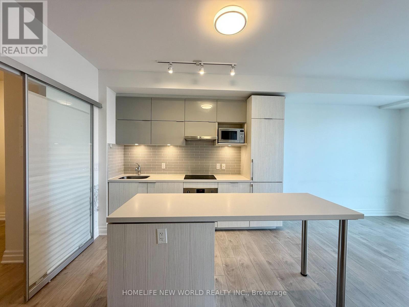 803b - 8 Rouge Valley Drive W, Markham, Ontario  L6G 0G8 - Photo 8 - N12600648