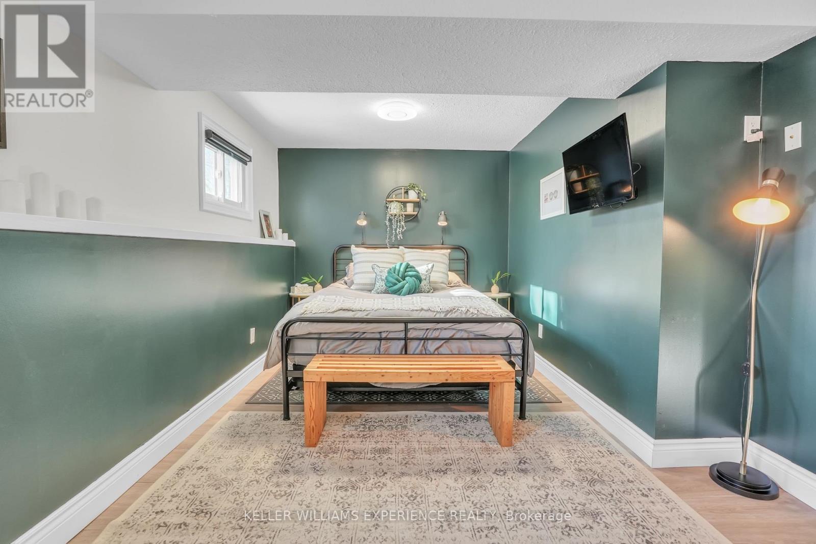 43 Knicely Road, Barrie (Painswick North), Ontario  L4N 6V3 - Photo 17 - S12600628