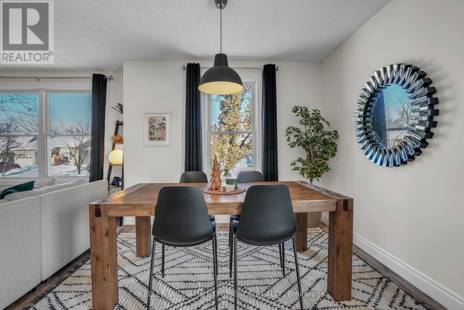 43 Knicely Road, Barrie (Painswick North), Ontario  L4N 6V3 - Photo 3 - S12600628