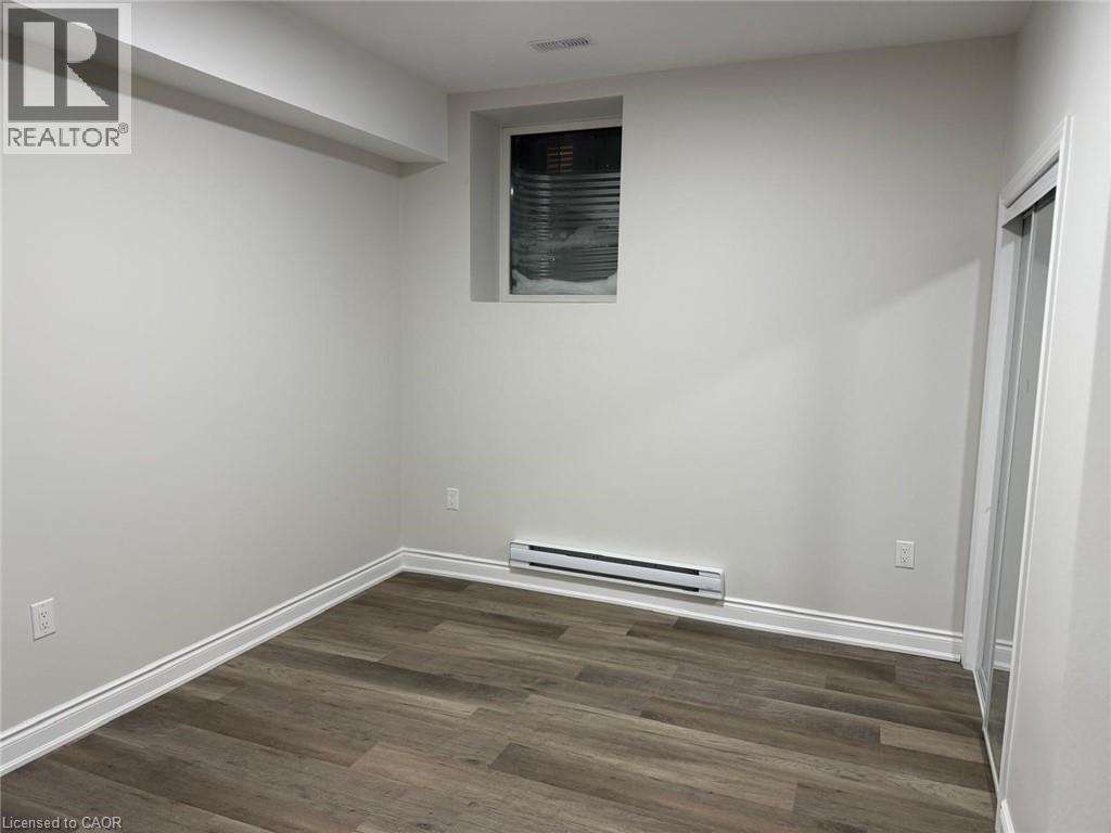 245 Broadacre Drive Unit# Basement, Kitchener, Ontario N2R 0S6 - Photo 4 - 40792199