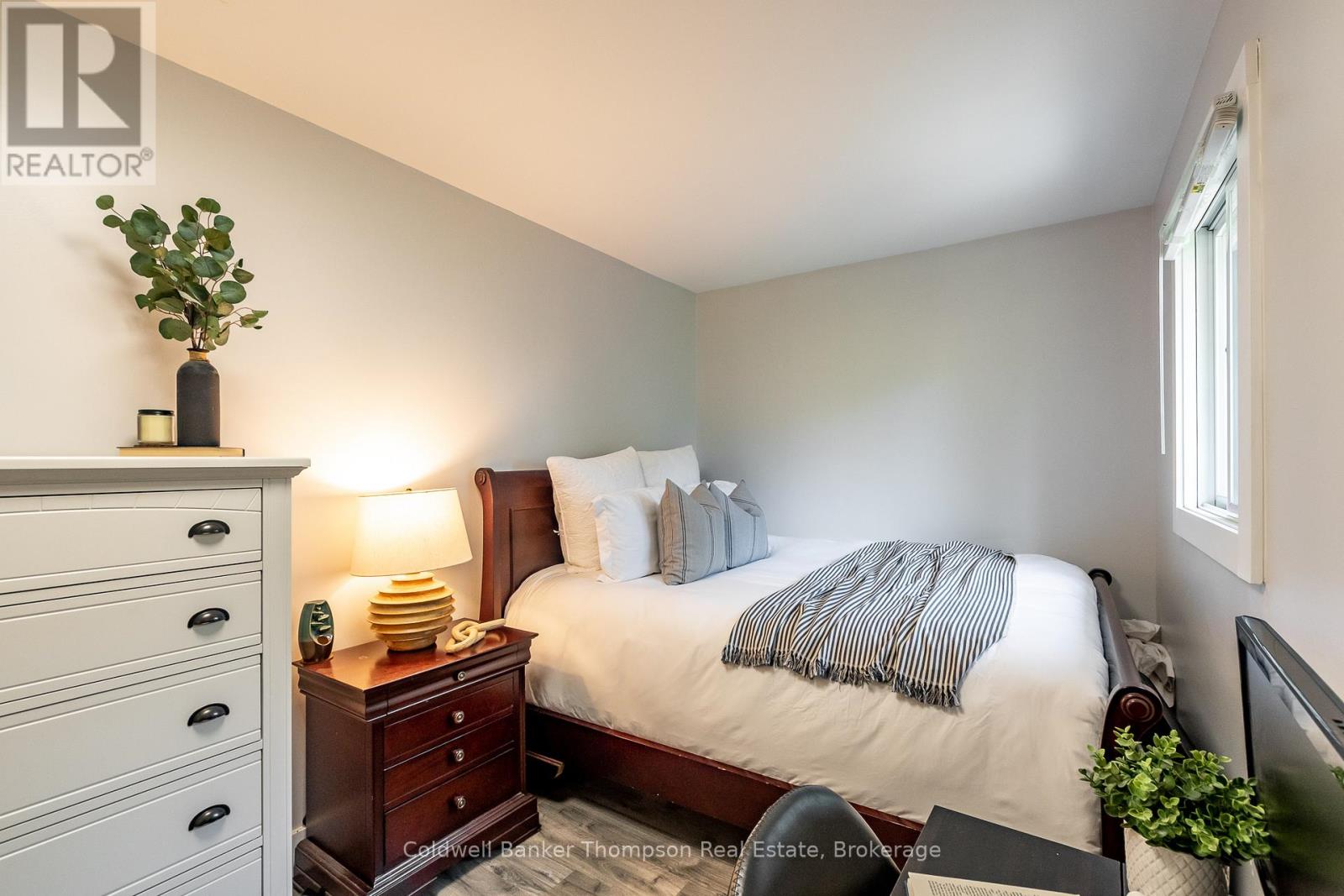 16 Walpole Street, Huntsville, Ontario P1H 1V3 - Photo 15 - X12443601