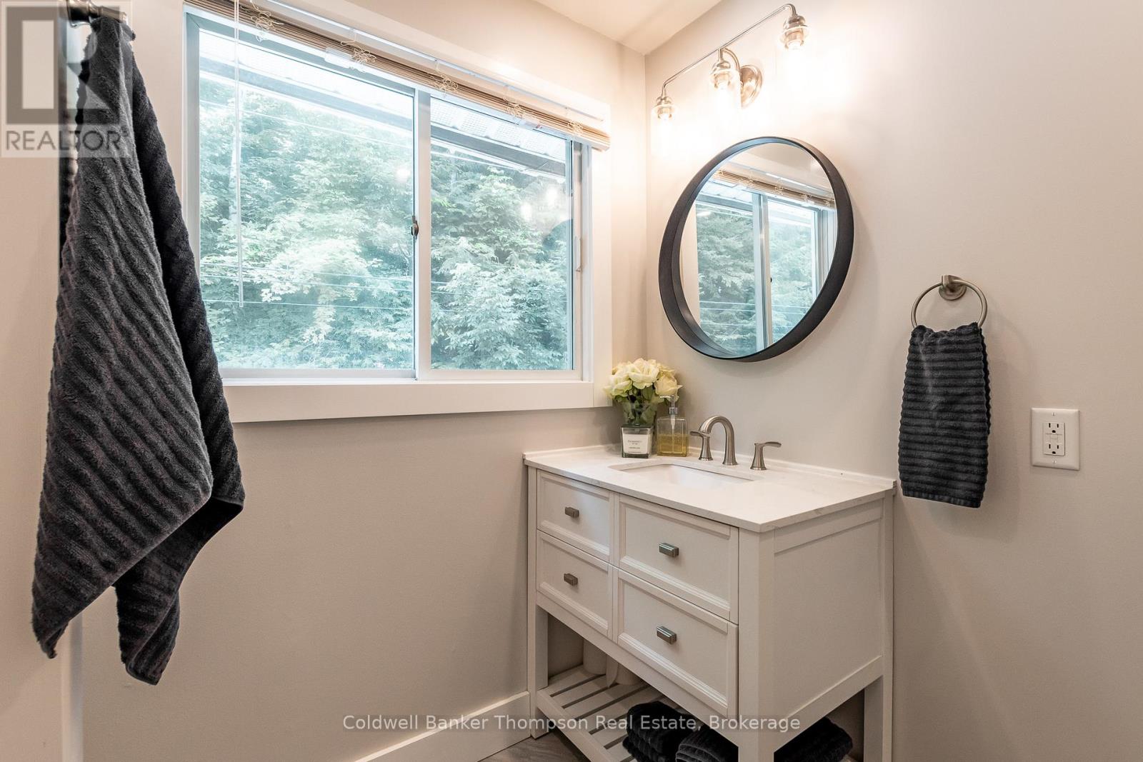 16 Walpole Street, Huntsville, Ontario P1H 1V3 - Photo 13 - X12443601