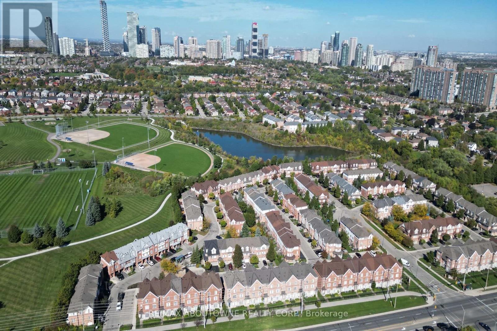 327 - 3030 Breakwater Court, Mississauga, Ontario  L5B 4N9 - Photo 39 - W12600478