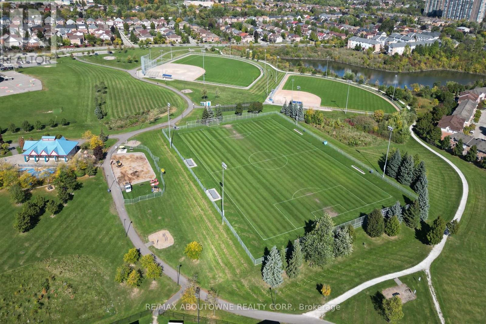 327 - 3030 Breakwater Court, Mississauga, Ontario  L5B 4N9 - Photo 41 - W12600478