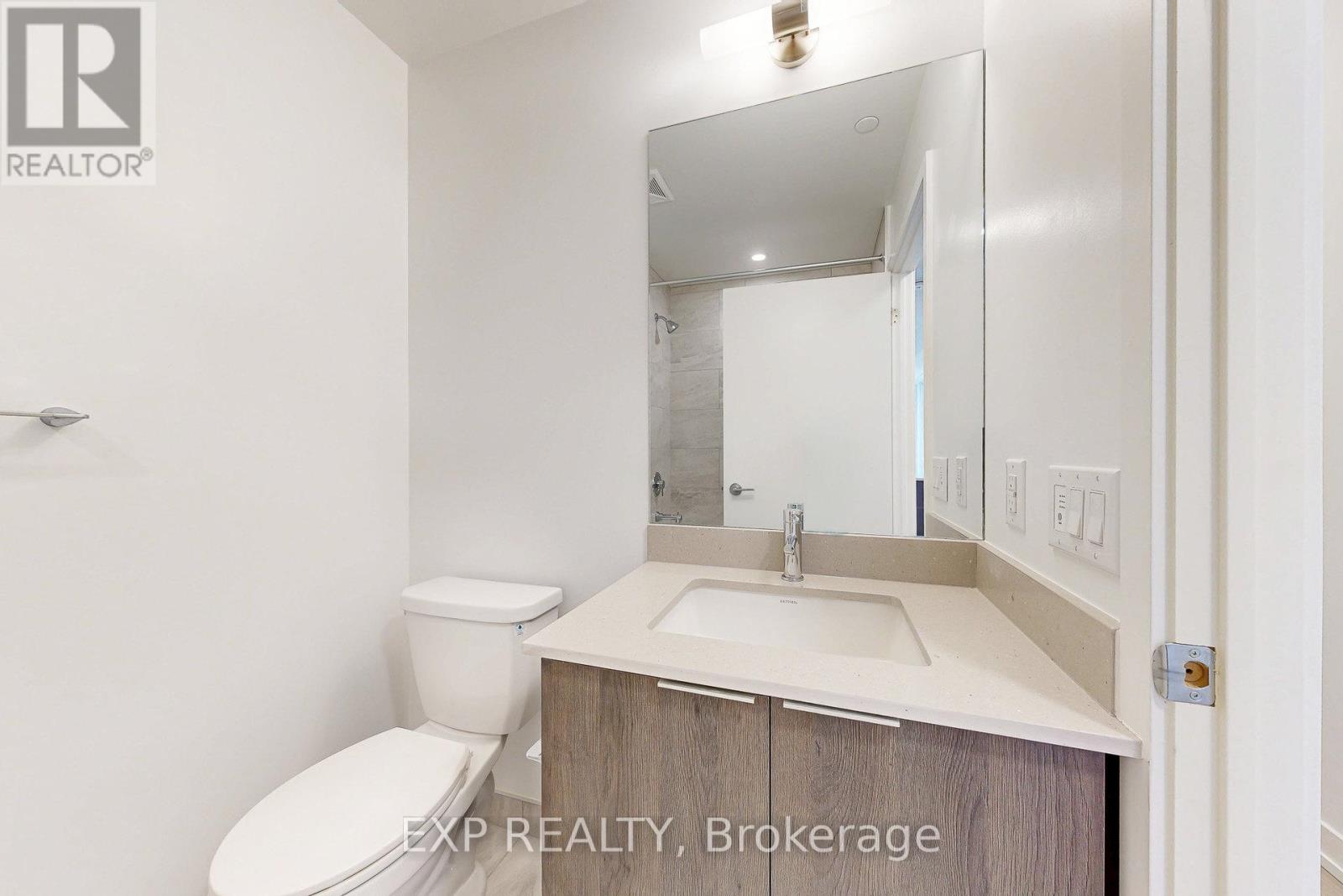 2901 - 395 Square One Drive, Mississauga, Ontario  L5B 0P6 - Photo 24 - W12600498