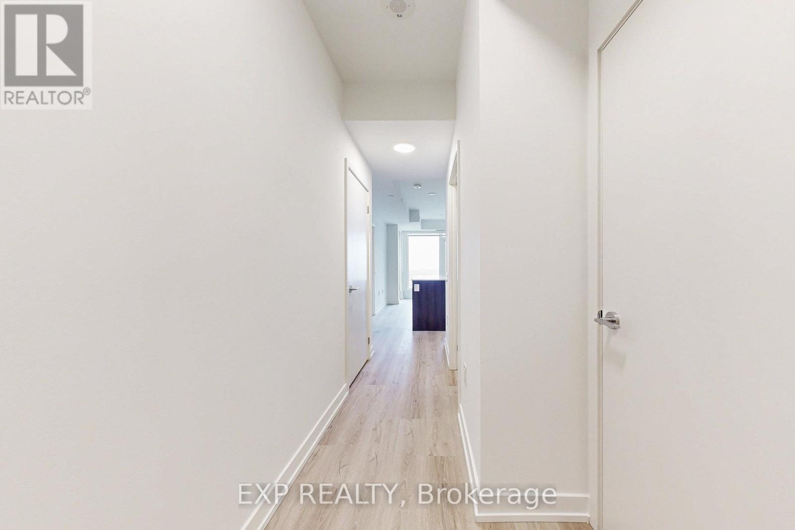 2901 - 395 Square One Drive, Mississauga, Ontario  L5B 0P6 - Photo 5 - W12600498