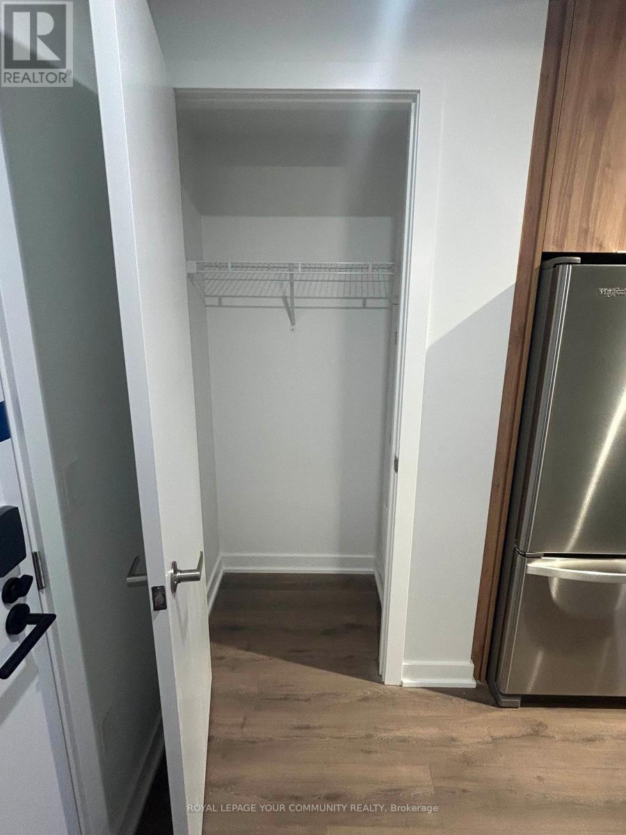 416 - 720 Whitlock Avenue, Milton, Ontario  L9E 2B5 - Photo 10 - W12600520