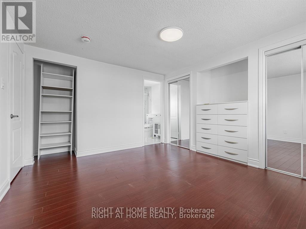 838 Merritt Drive, Milton, Ontario  L9T 4K1 - Photo 19 - W12600558