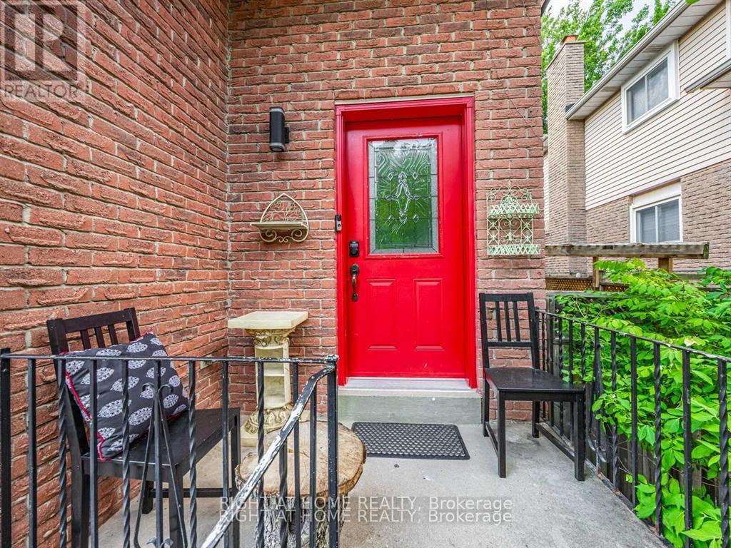 838 Merritt Drive, Milton, Ontario  L9T 4K1 - Photo 26 - W12600558