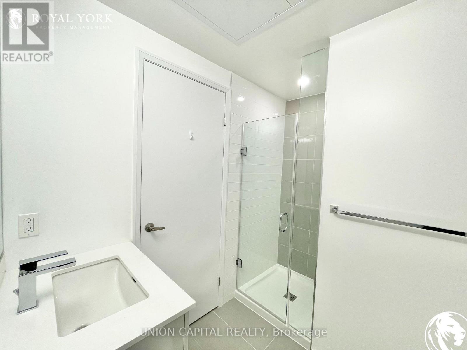 711 - 10 Gibbs Road, Toronto, Ontario  M9B 0E3 - Photo 11 - W12600562