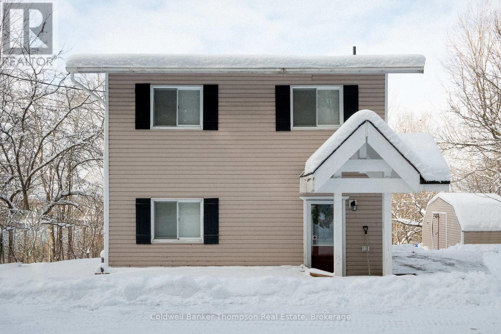 16 Walpole Street, Huntsville, Ontario P1H 1V3 - Photo 25 - X12443601